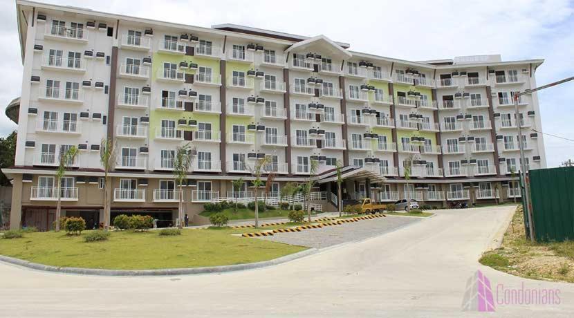 Closest Studio With Balcony From Cebu Airport มักตัน ภายนอก รูปภาพ